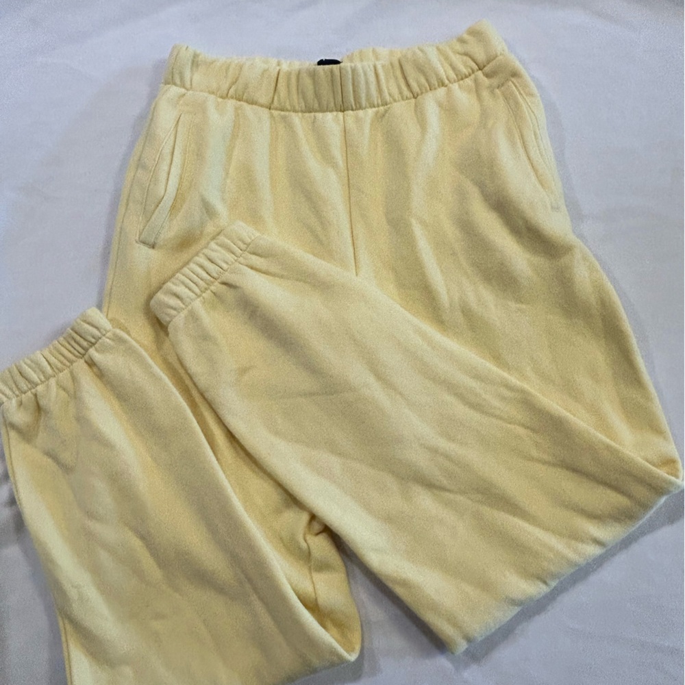 Gap Yellow Jogger Sweatpants with Cuff / Cinched ankle